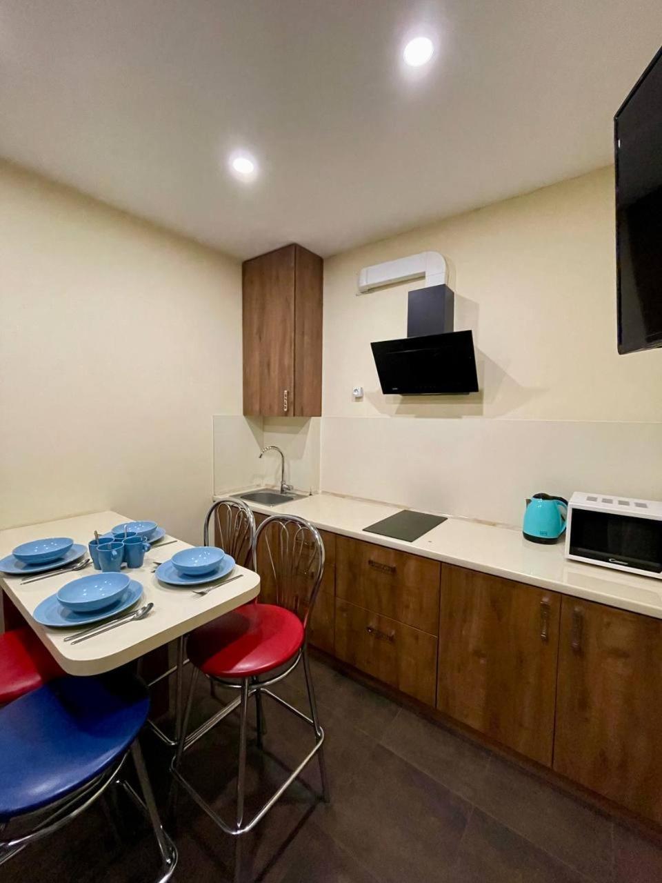Apartments In Uzhgorod For You. المظهر الخارجي الصورة