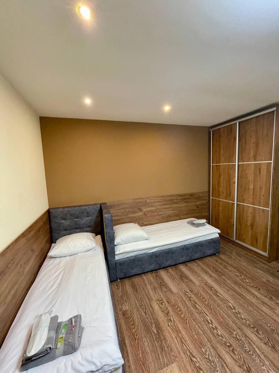 Apartments In Uzhgorod For You. المظهر الخارجي الصورة