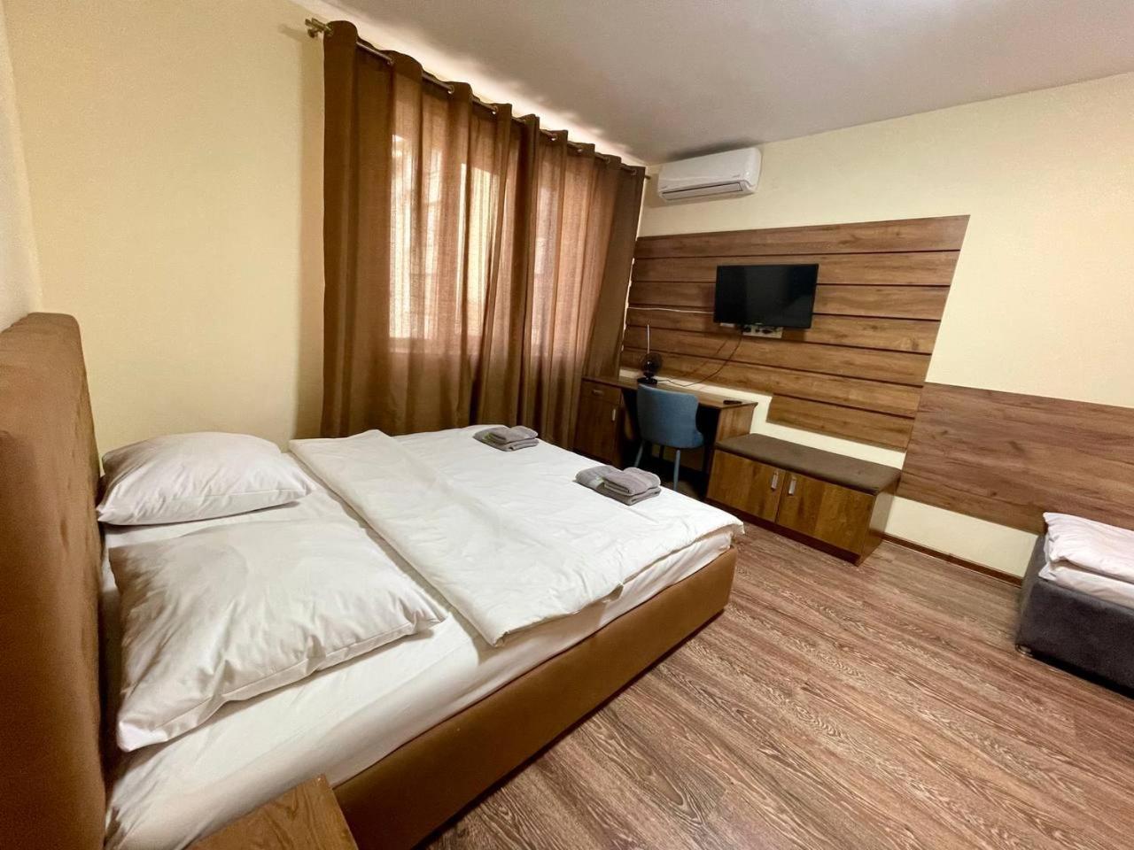 Apartments In Uzhgorod For You. المظهر الخارجي الصورة