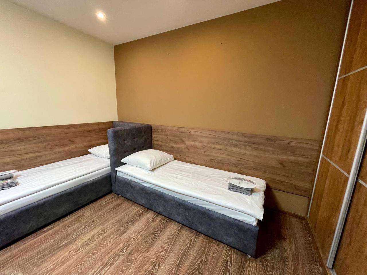 Apartments In Uzhgorod For You. المظهر الخارجي الصورة